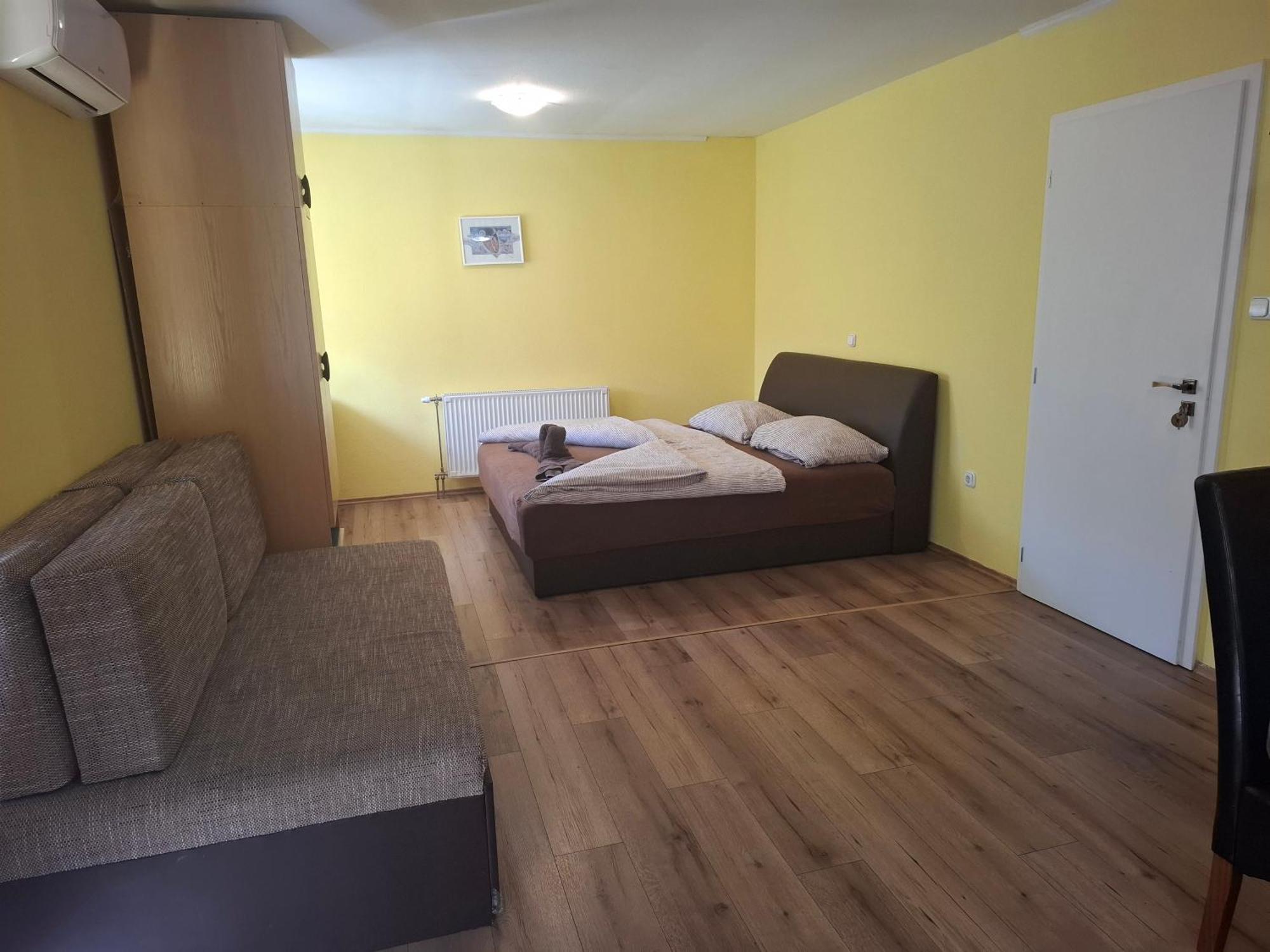 Ilona Apartmanhaz Siofok Exterior photo