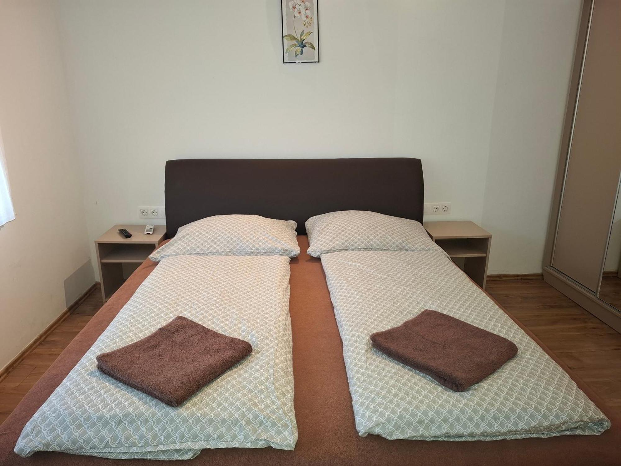 Ilona Apartmanhaz Siofok Exterior photo