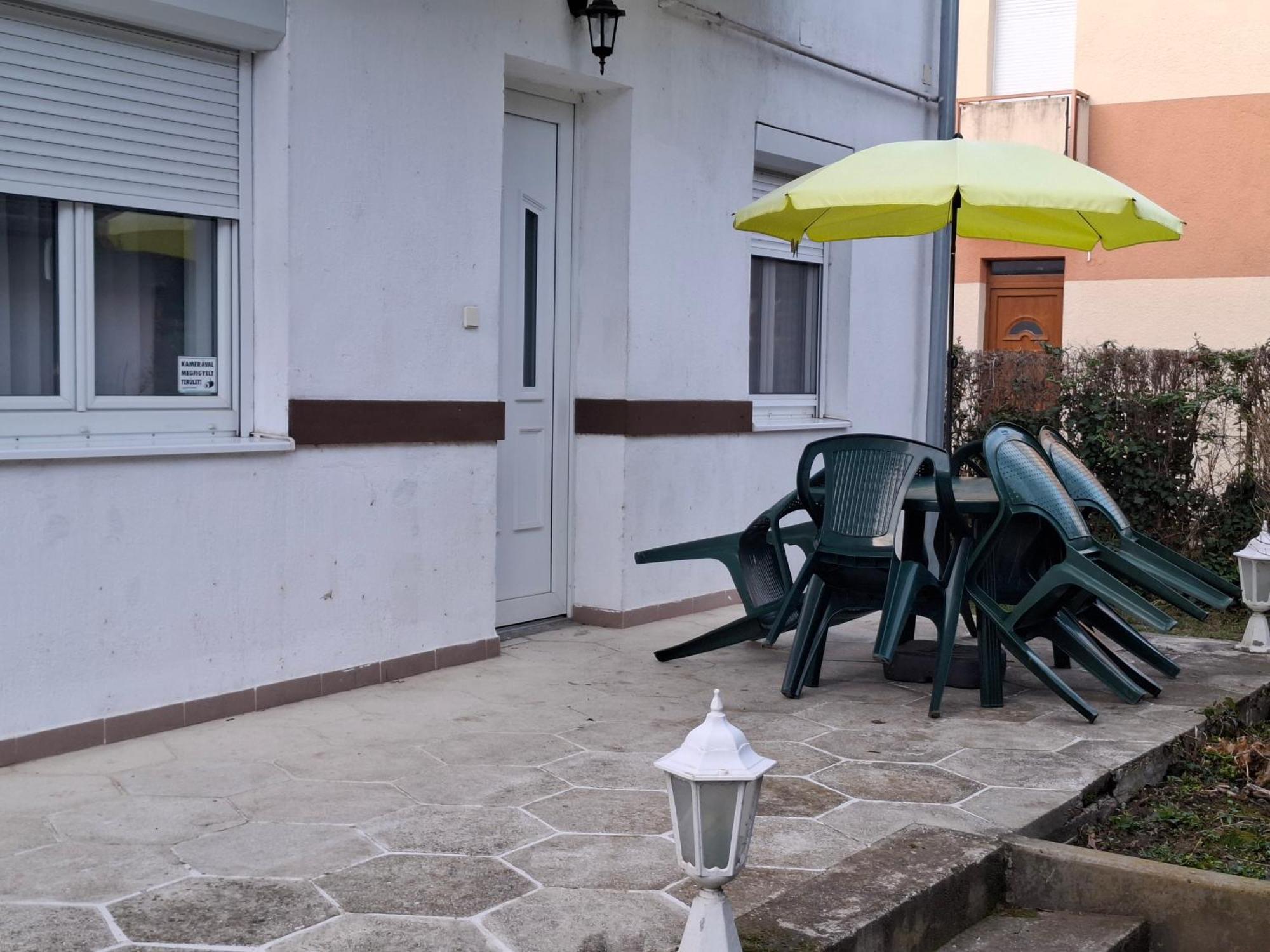 Ilona Apartmanhaz Siofok Exterior photo